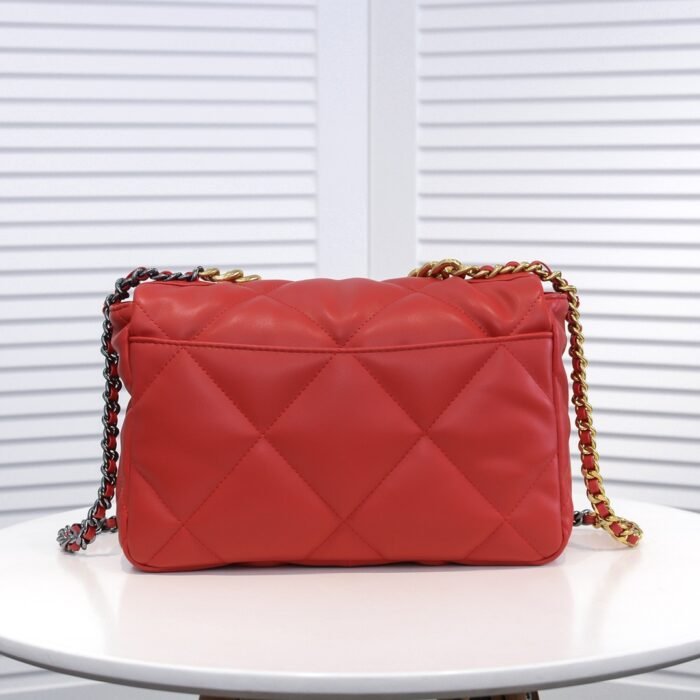 Chanel Lambskin Quilted Medium19 Flap Shoulder Bag Handbag - Image 3