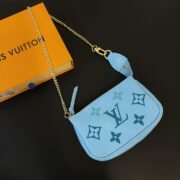 ⁦Louis Vuitton Multi Pochette Accessories Mini Bag Purse⁩ - الصورة ⁦7⁩