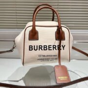 ⁦Burberry Bowling Handbag Bag Small⁩ - الصورة ⁦2⁩