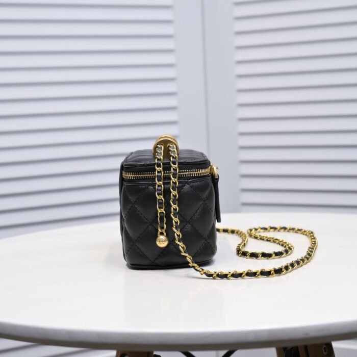 Chanel Cosmetics Box Makeup Shoulder Bag Handbag - Image 2