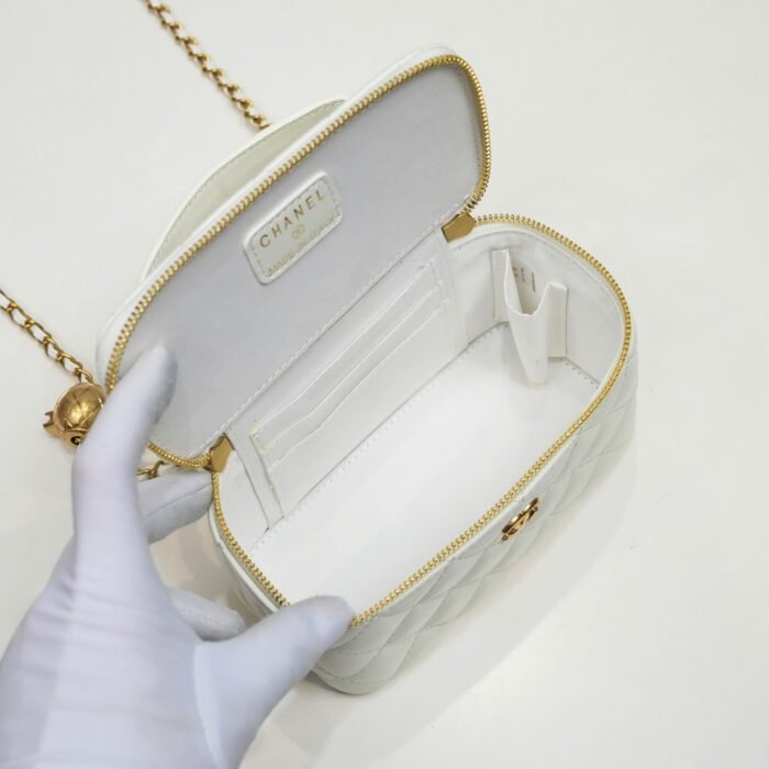 Chanel Golden·Ball Cosmetics Box Makeup  Bag  Shoulder Bag Handbag - Image 8