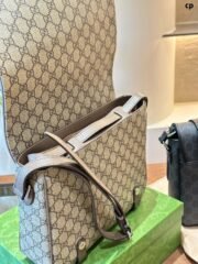 Gucci Messenger Bag - Image 8