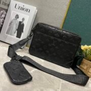 Louis Vuitton LV Trio Messenger Shoulder Bag N50017 - Image 4
