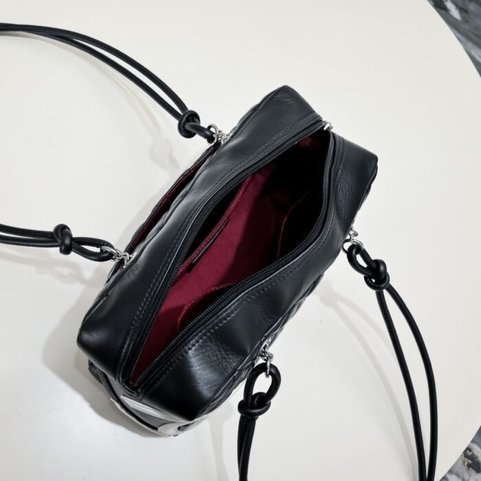 ⁦Chanel Ligne Cambon Bowling Bag Large Shoulder Bag Handbag⁩ - الصورة ⁦8⁩