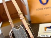 ⁦Louis Vuitton Shoulder Bag Handbag⁩ - الصورة ⁦6⁩