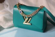 ⁦Louis Vuitton LV Twist Shoulder Crossbody Handbag M59402⁩ - الصورة ⁦4⁩