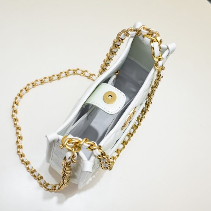 ⁦Chanel 24s Hobo Underarm Shoulder Bag Handbag⁩ - الصورة ⁦8⁩