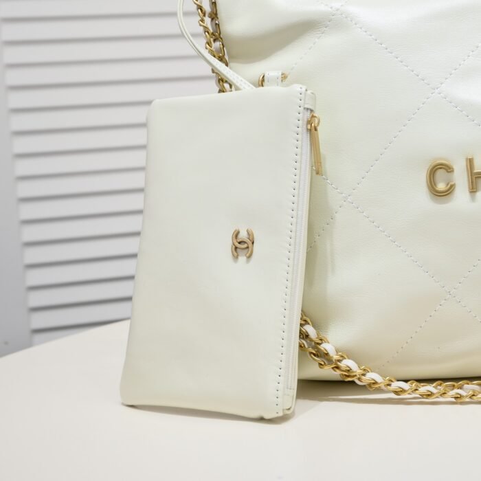⁦Chanel 22 Bag Pearl Bag Shoulder Bag Handbag⁩ - الصورة ⁦7⁩