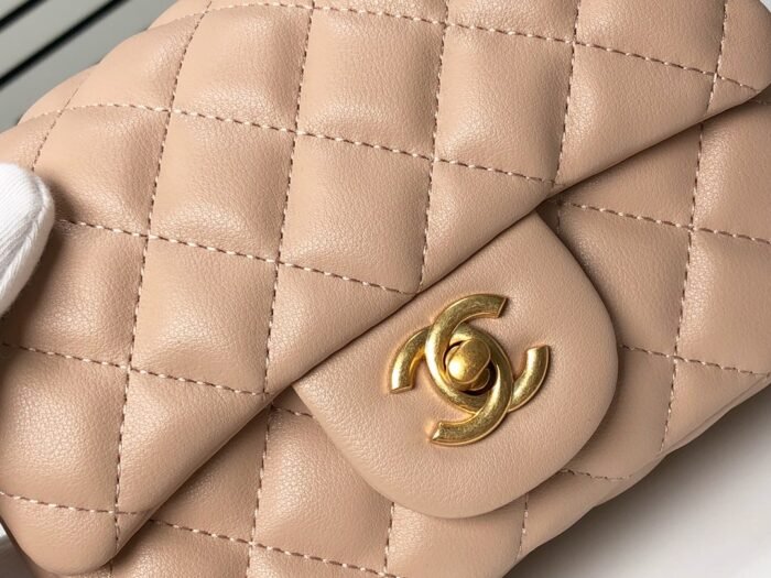 Chanel Cross Body Metal Ball Chain Shoulder Bag Handbag - Image 5