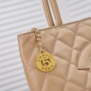 ⁦Chanel Vintagep Hilton Bag Tote  Shoulder Bag Handbag⁩ - الصورة ⁦7⁩