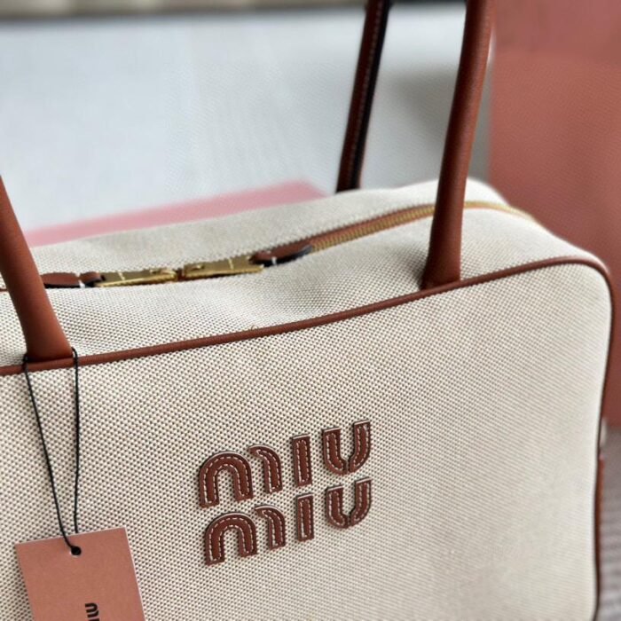 ⁦Miu Miu Bowling Briefcase Shoulder Handbag⁩ - الصورة ⁦6⁩