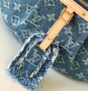 ⁦Louis Vuitton LV Bumbag Denim Bag⁩ - الصورة ⁦6⁩