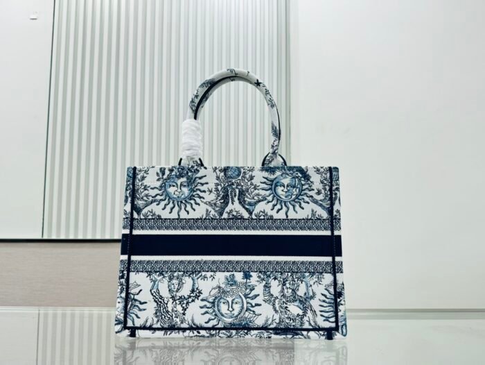 Dior Book Tote Embroider Medium Shoulder Bag Handbag - Image 4