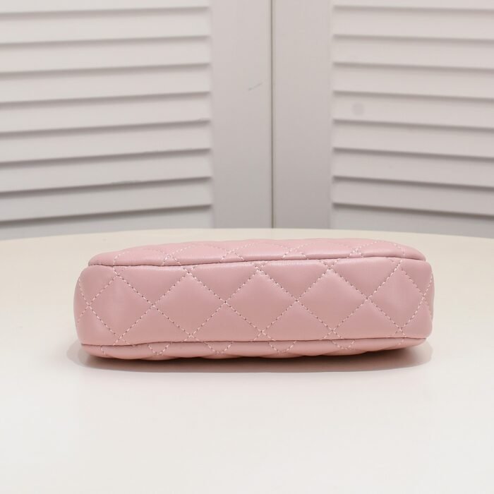 ⁦Chanel 23Khobo Underarm Bag Shoulder Bag Handbag⁩ - الصورة ⁦4⁩