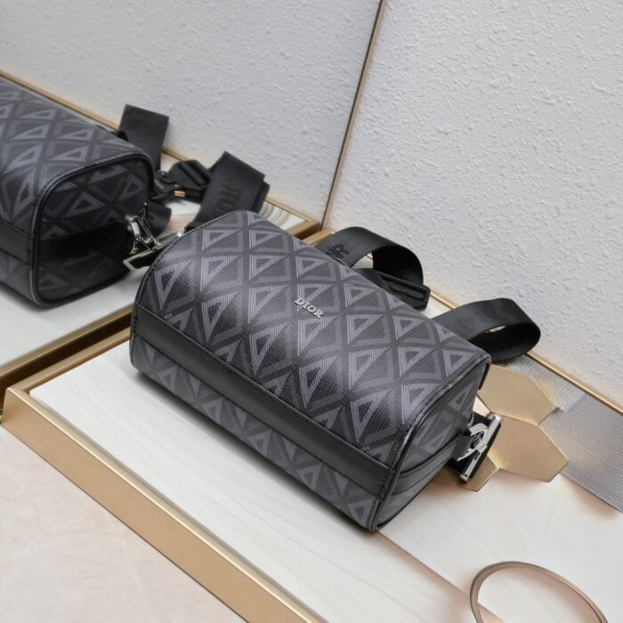 ⁦Dior Lingot Messenger Bag CD Diamond Shoulder Bag Handbag⁩ - الصورة ⁦5⁩