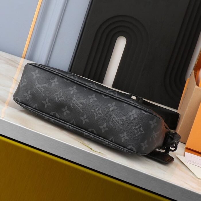 ⁦Louis Vuitton LV Pochette Accessoire XL  Handbags Shoulder Bags M11623 & M11741⁩ - الصورة ⁦5⁩