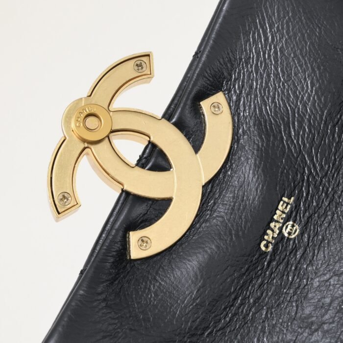 ⁦Chanel 23p Square Bag Shoulder Bag Handbag⁩ - الصورة ⁦7⁩