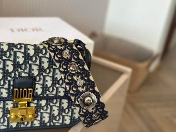 Dior Addict Messenger Shoulder Bag Crossbody Bag - Image 2