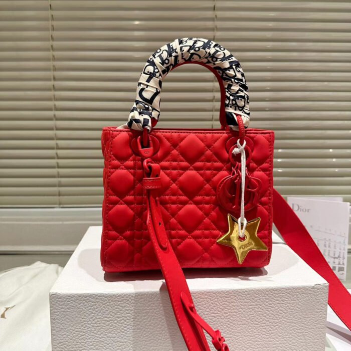 ⁦Dior Small Lady Dior Shoulder Bag MY ABCDIOR BAG⁩ - الصورة ⁦10⁩