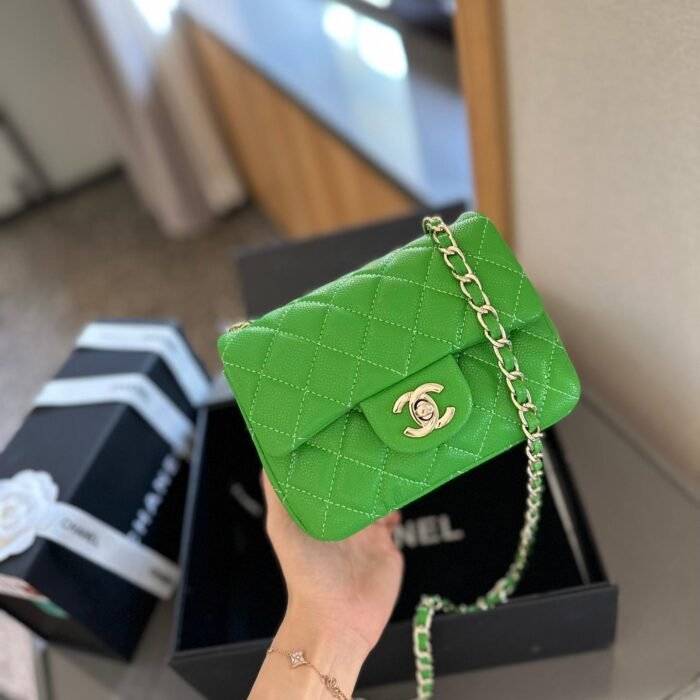 ⁦Chanel Flap Mini Bag in Square⁩ - الصورة ⁦12⁩