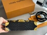 ⁦Louis Vuitton Trunk Shoulder Bag Handbag⁩ - الصورة ⁦6⁩