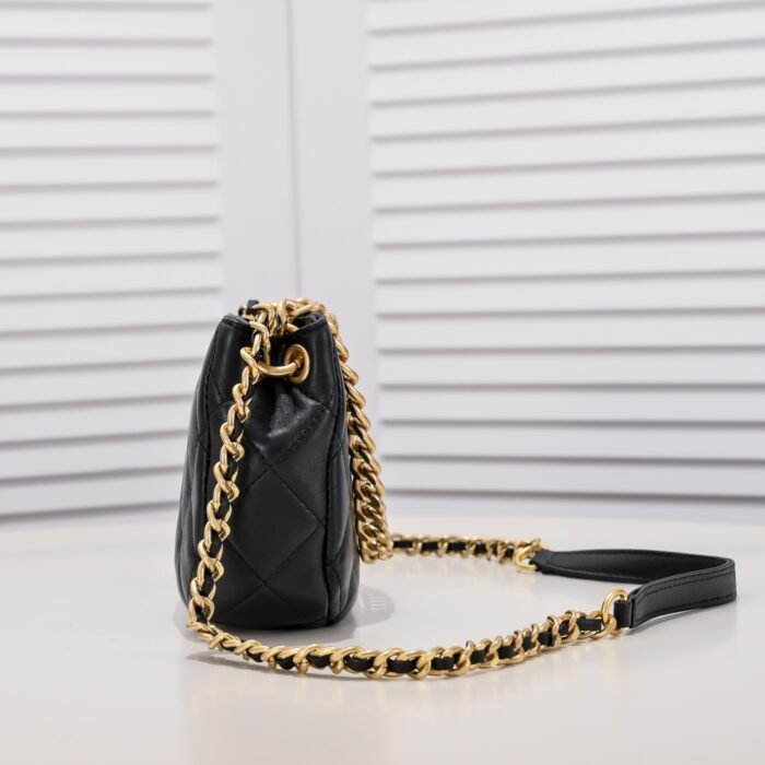 ⁦Chanel Stray Bag Shoulder Bag Handbag⁩ - الصورة ⁦2⁩