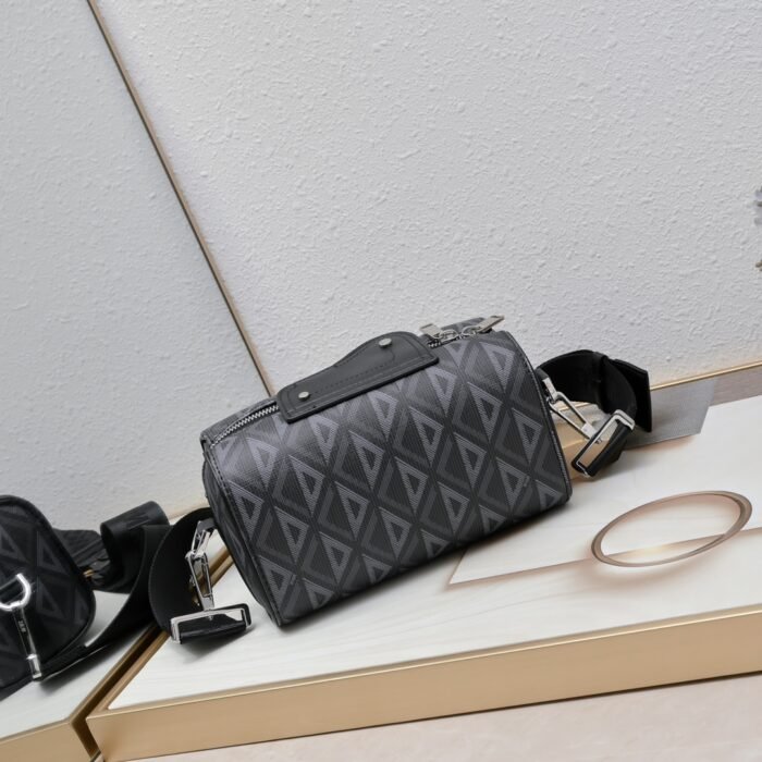 ⁦Dior Lingot Messenger Bag CD Diamond Shoulder Bag Handbag⁩ - الصورة ⁦3⁩