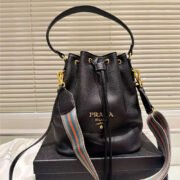 ⁦Prada Drawstring Cowhide Shoulder Bag Handbag⁩ - الصورة ⁦2⁩