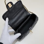 ⁦Chanel Coco Handle Shoulder Bag Handbag⁩ - الصورة ⁦8⁩