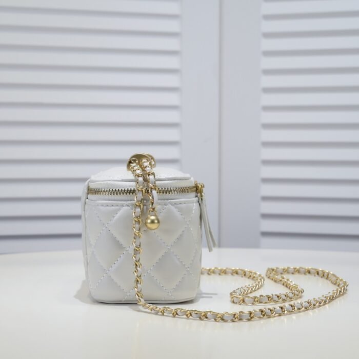 Chanel Cosmetics Box Makeup Shoulder Bag Handbag - Image 2