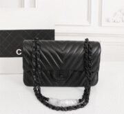 ⁦Chanel Clacssic Flap CF Chain Shoulder Strap Bag⁩ - الصورة ⁦4⁩