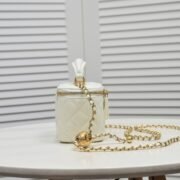 Chanel Golden·Ball Cosmetics Box Makeup  Bag  Shoulder Bag Handbag - Image 2