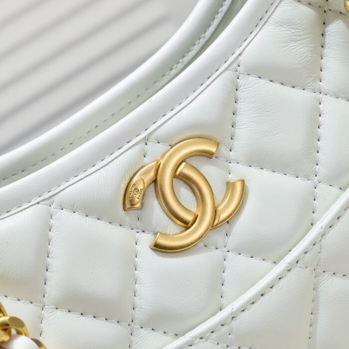 ⁦Chanel 24s Hobo Underarm Shoulder Bag Handbag⁩ - الصورة ⁦6⁩