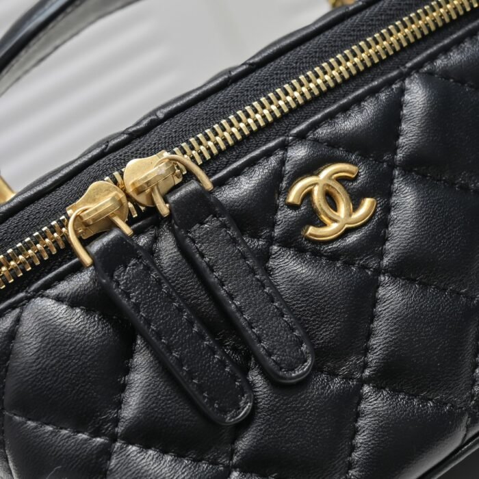 Chanel Golden·Ball Cosmetics Box Makeup  Bag  Shoulder Bag Handbag - Image 6
