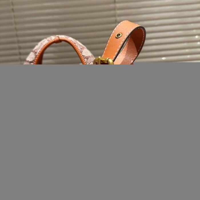 ⁦Coach Lana Shoulder Bag 23 In Signature Jacquard⁩ - الصورة ⁦5⁩