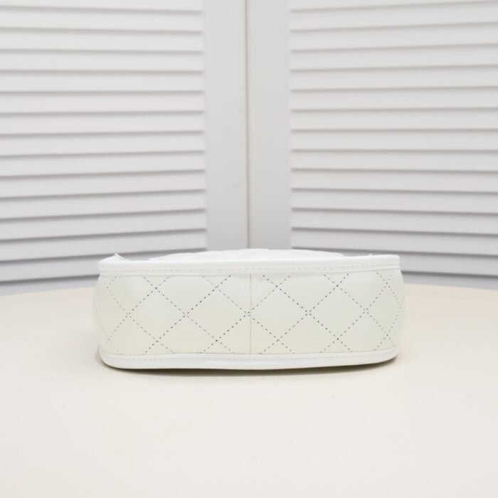 Chanel 24S Half Moon  Hobo Underarm Bag  Shoulder Bag Handbag - Image 4