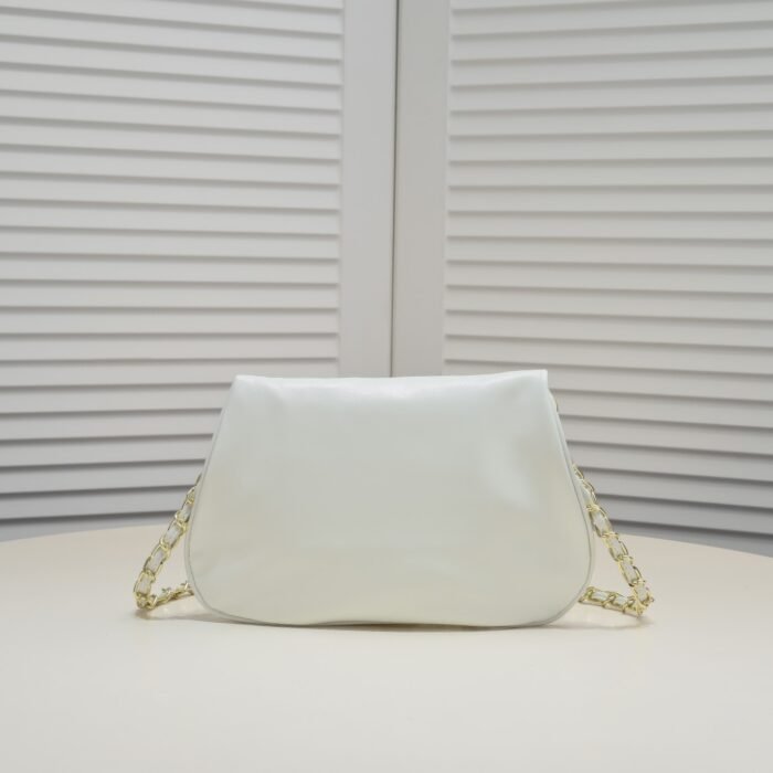 ⁦Chanel 24P Hobo Vintage Table Tennis Handbag Shoulder Bag Handbag⁩ - الصورة ⁦3⁩