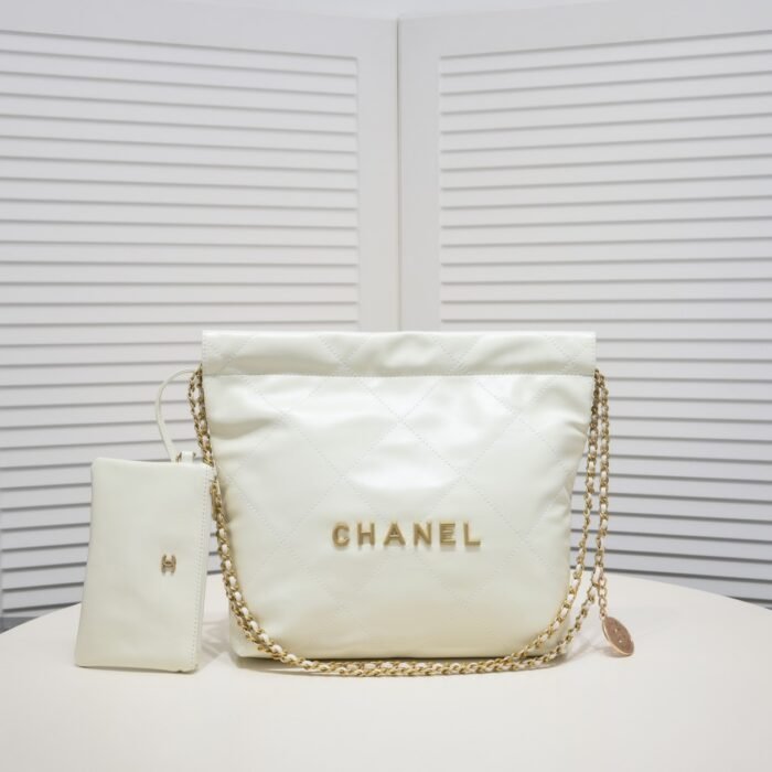 ⁦Chanel 22 Bag Pearl Bag Shoulder Bag Handbag⁩ - الصورة ⁦1⁩