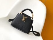 Louis Vuitton Capucines Shoulder Bag Handbag 10A Quality