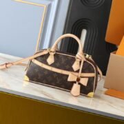 ⁦Louis Vuitton LV Takashi Murakami East West Shoulder Crossbody Bag M13084⁩ - الصورة ⁦5⁩