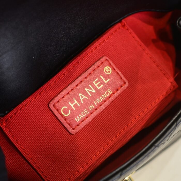 Chanel Flap Chain Bag Shoulder Bag Handbag - Image 9