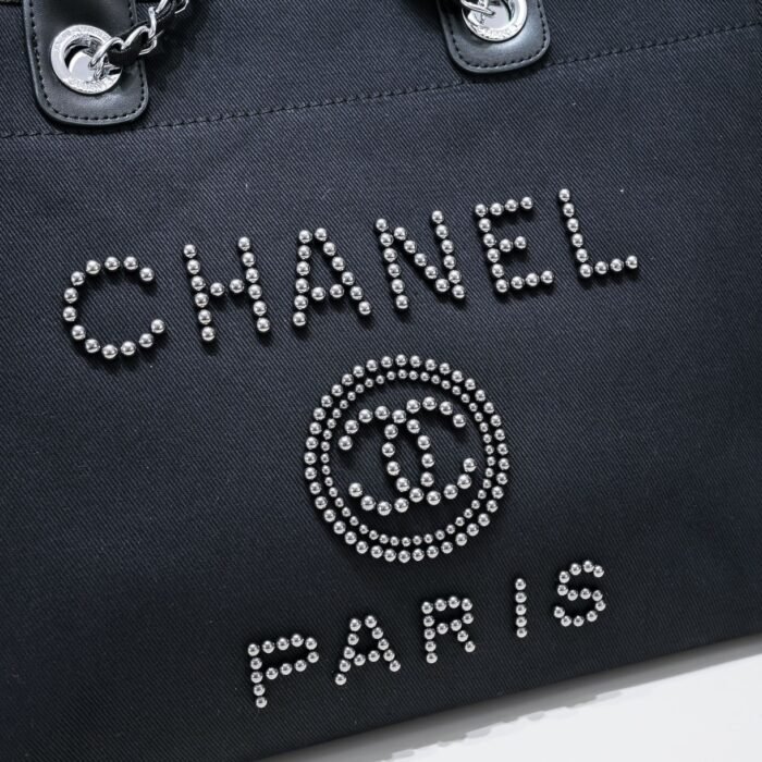 ⁦Chanel Cruise Chain Canvas Beach Bag Shopping bag Tote Shoulder Bag Handbag⁩ - الصورة ⁦6⁩
