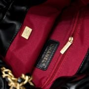 ⁦Chanel Drawstring Trash Bag Shoulder Bag Handbag⁩ - الصورة ⁦9⁩