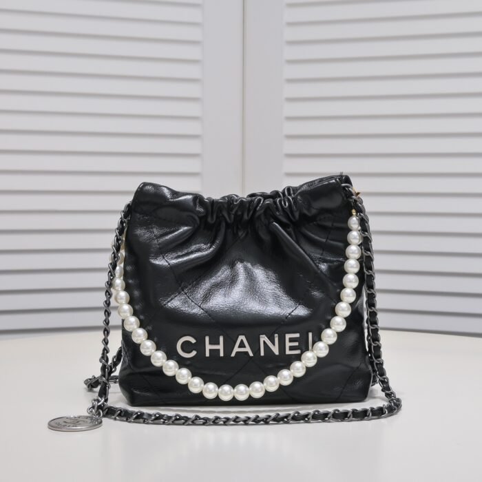 ⁦Chanel 22S Trash Bag Mini Pearl Bag Shoulder Bag Handbag⁩ - الصورة ⁦1⁩