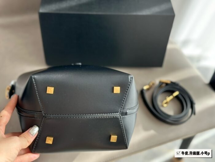 YSL Saint Laurent Le37 Tote Bag Shoulder Bag Handbag - Image 9