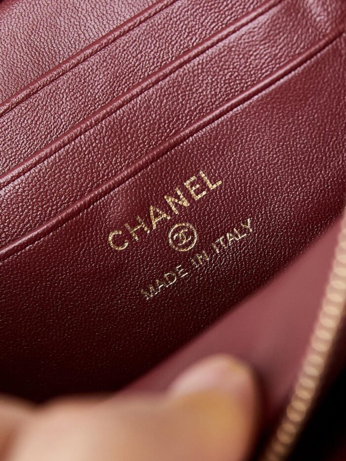 Chanel 10A Handbag Shoulder Bag Top Mirror Quality Version chanel AP5152 - Image 9