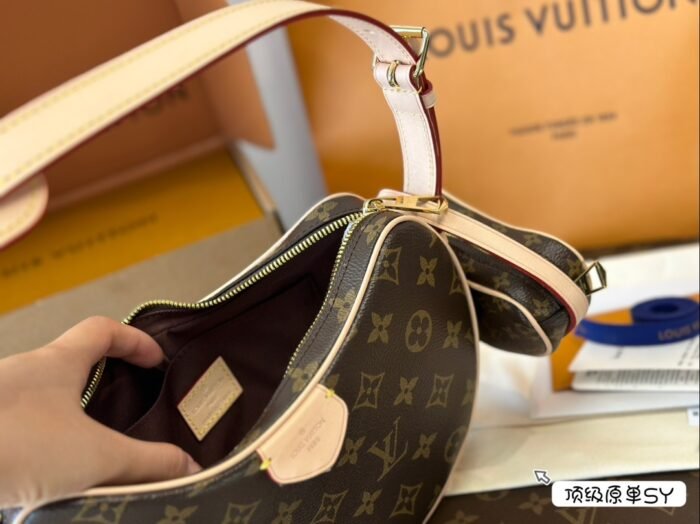 ⁦Louis Vuitton Shoulder Bag Handbag⁩ - الصورة ⁦8⁩