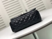 ⁦Chanel Cross Body Metal Ball Chain Shoulder Bag Handbag⁩ - الصورة ⁦4⁩