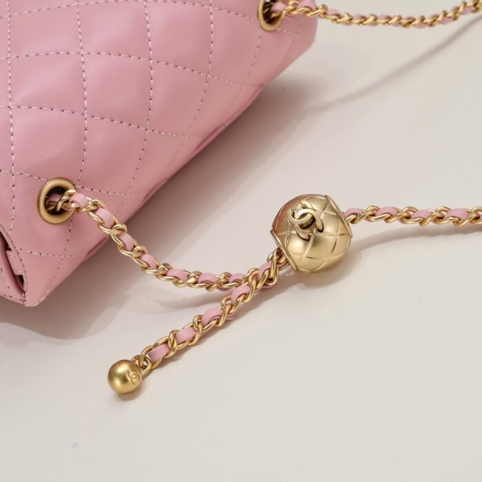 ⁦Chanel Cross Body Metal Ball Chain Shoulder Bag Handbag⁩ - الصورة ⁦6⁩