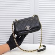 Chanel Flap Chain Bag Shoulder Bag Handbag - Image 5